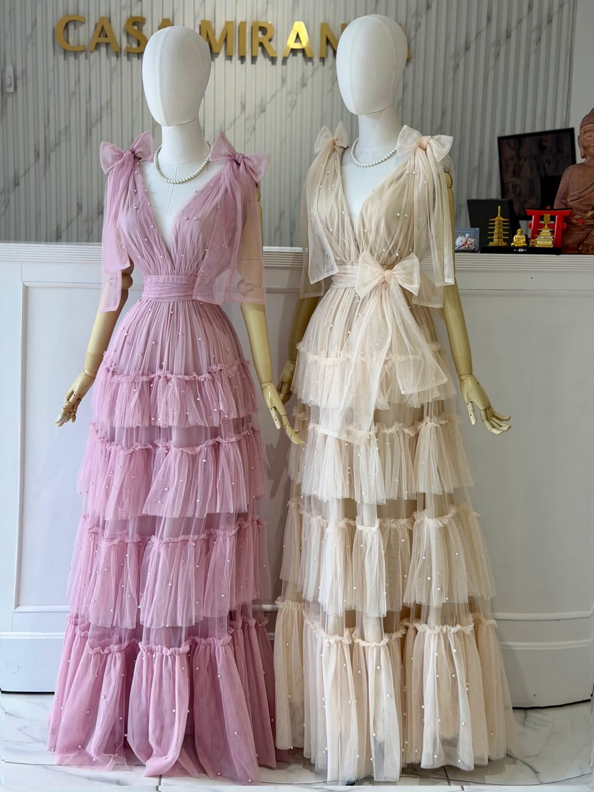 VESTIDO DE TUL CON PERLAS